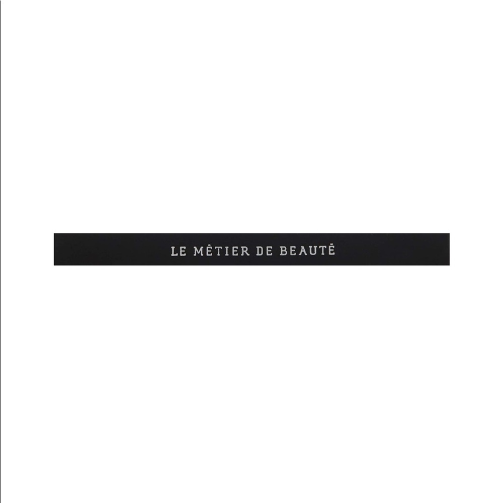 Le Metier de Beaute Precision Liquid Eyeliner - Angel - Picture 2 of 4